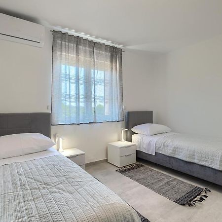 Apartments Medulin 2217 Dış mekan fotoğraf