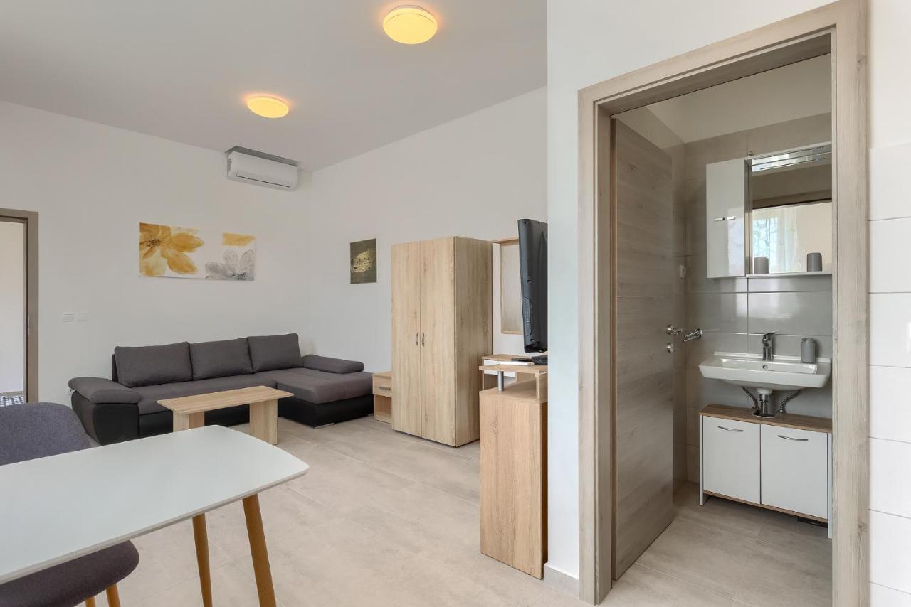Apartments Medulin 2217 Dış mekan fotoğraf