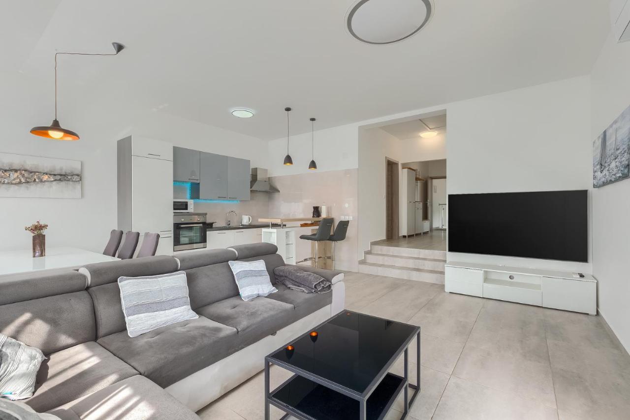 Apartments Medulin 2217 Dış mekan fotoğraf